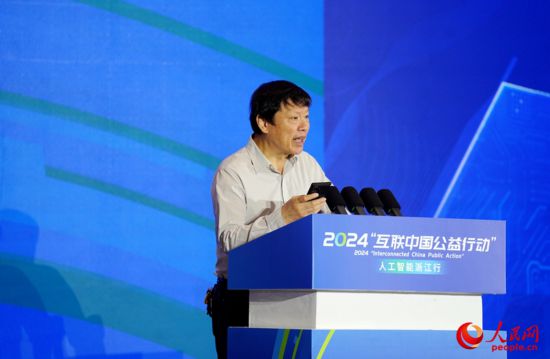 资深媒体人胡锡进